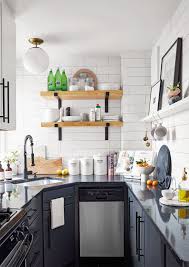 Maximizing space in small kitchens design tips